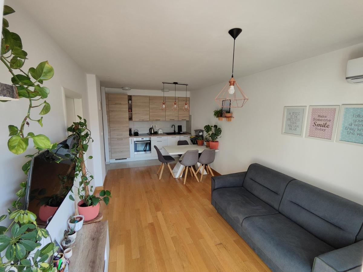 Lucy Apartment Split Eksteriør billede